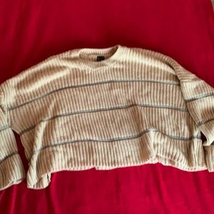 Moon and Madison oversized cropped sweater